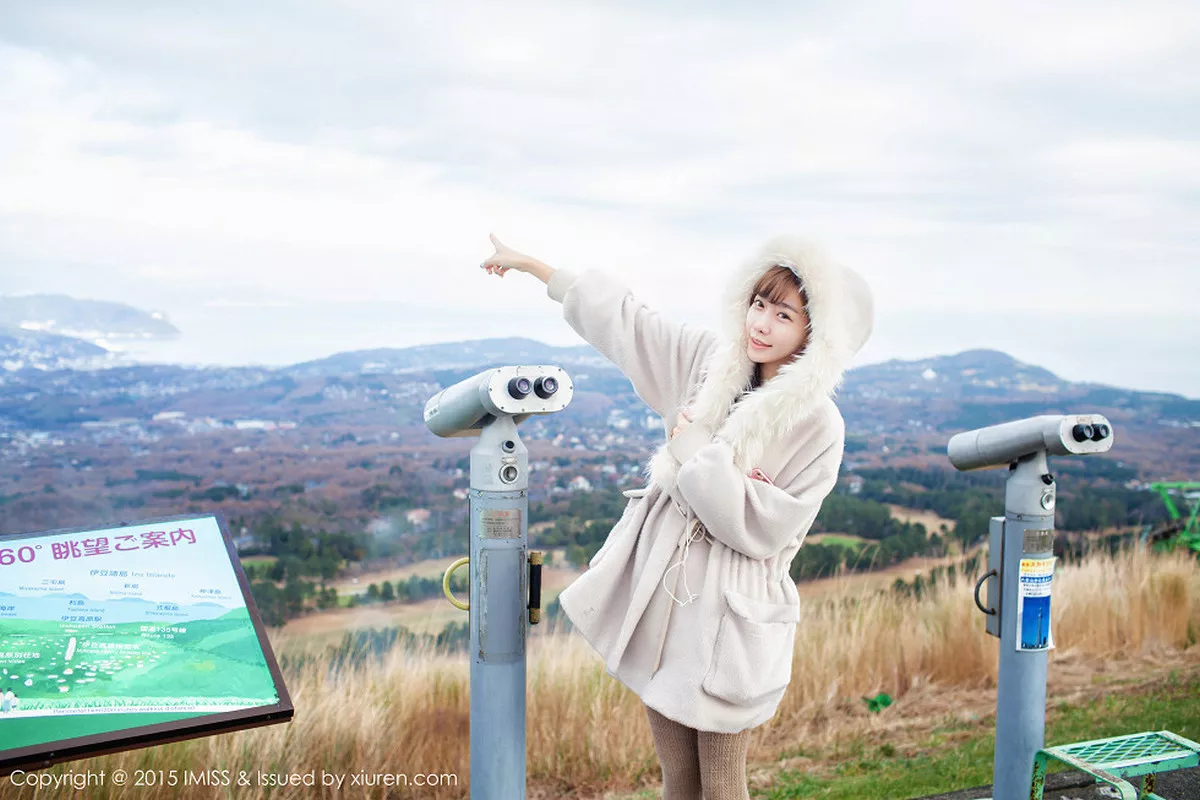 秀人集.com_[IMISS爱蜜社]Vol.010_90后绝美showgirl陈潇户外清爽迷人写真71P