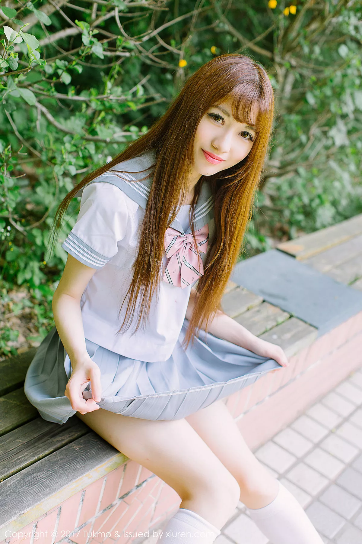 秀人集.com_[Tukmo兔几盟]Vol.094_嫩模赵乃莹性感学生装及成熟红色连身裙清爽迷人写真33P