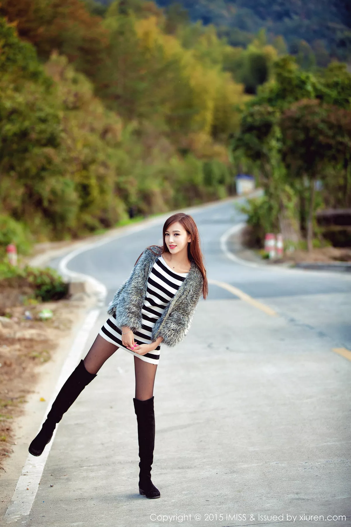 秀人集.com_[IMISS爱蜜社]Vol.040_嫩模李玉洁Daisy大别山薄刀峰旅拍完美身材性感写真57P