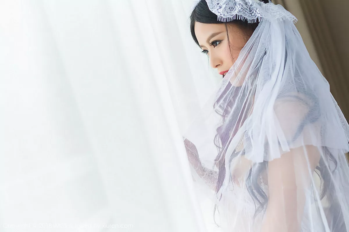 秀人集.com_[IMISS爱蜜社]Vol.290_丽质嫩模语嫣Candy私房白色蕾丝内衣配丁字裤惹火诱惑写真45P