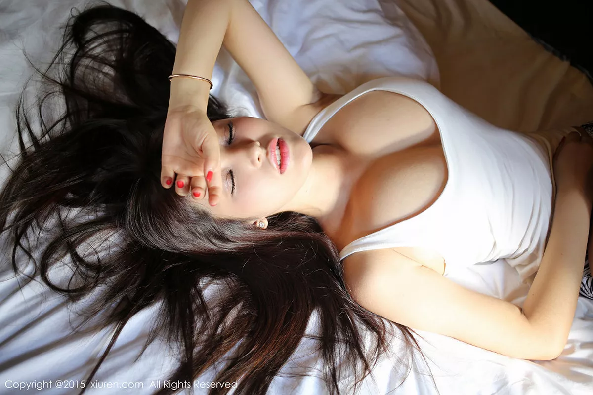 秀人集.com_[XiuRen秀人网]No.389_新人模特Nic妮可可居家私房性感内衣秀豪乳完美诱惑写真80P