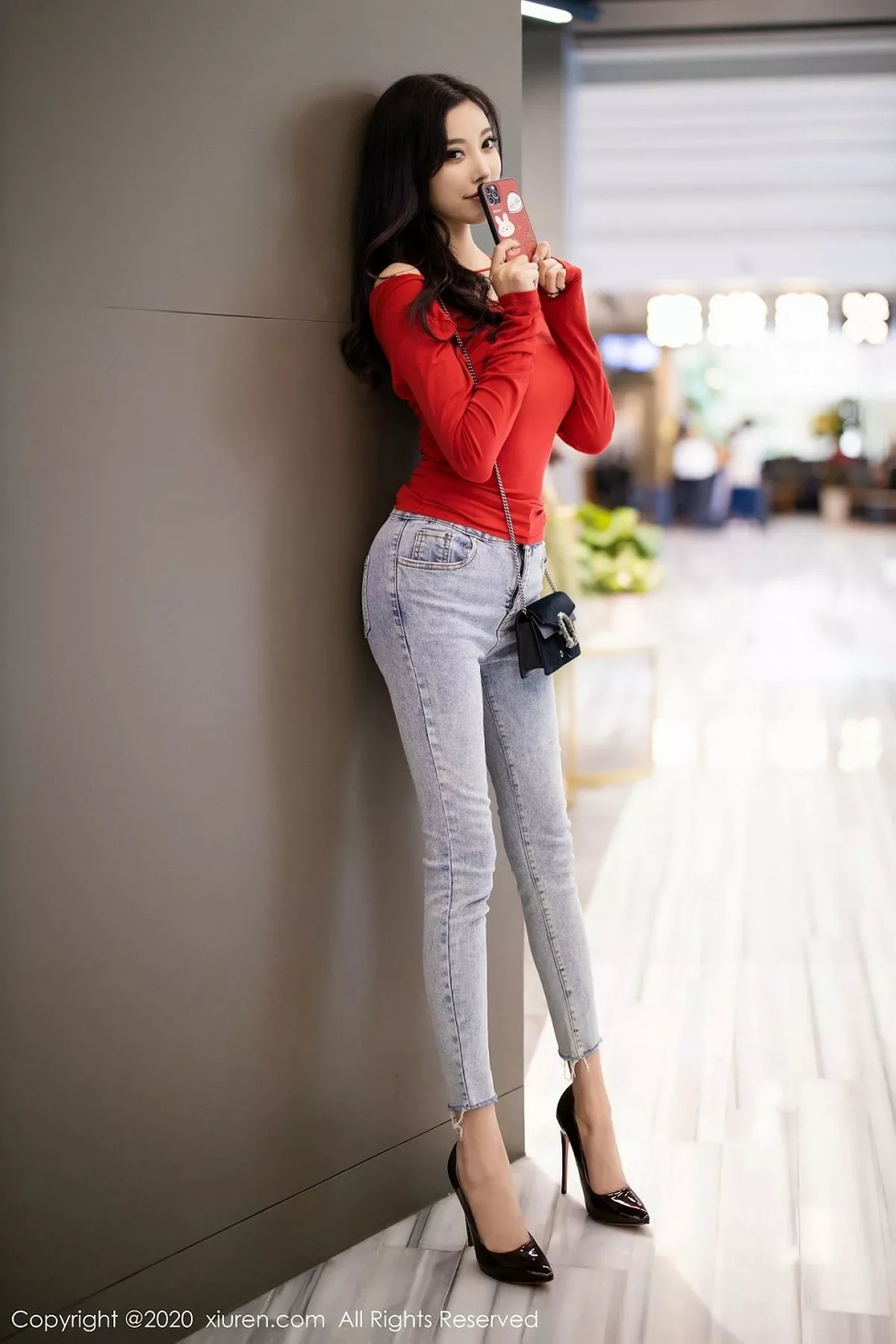 秀人集.com_[XiuRen秀人网]No.2200_女神杨晨晨sugar私房红色内衣配黑丝裤袜秀翘臀美腿诱惑写真88P