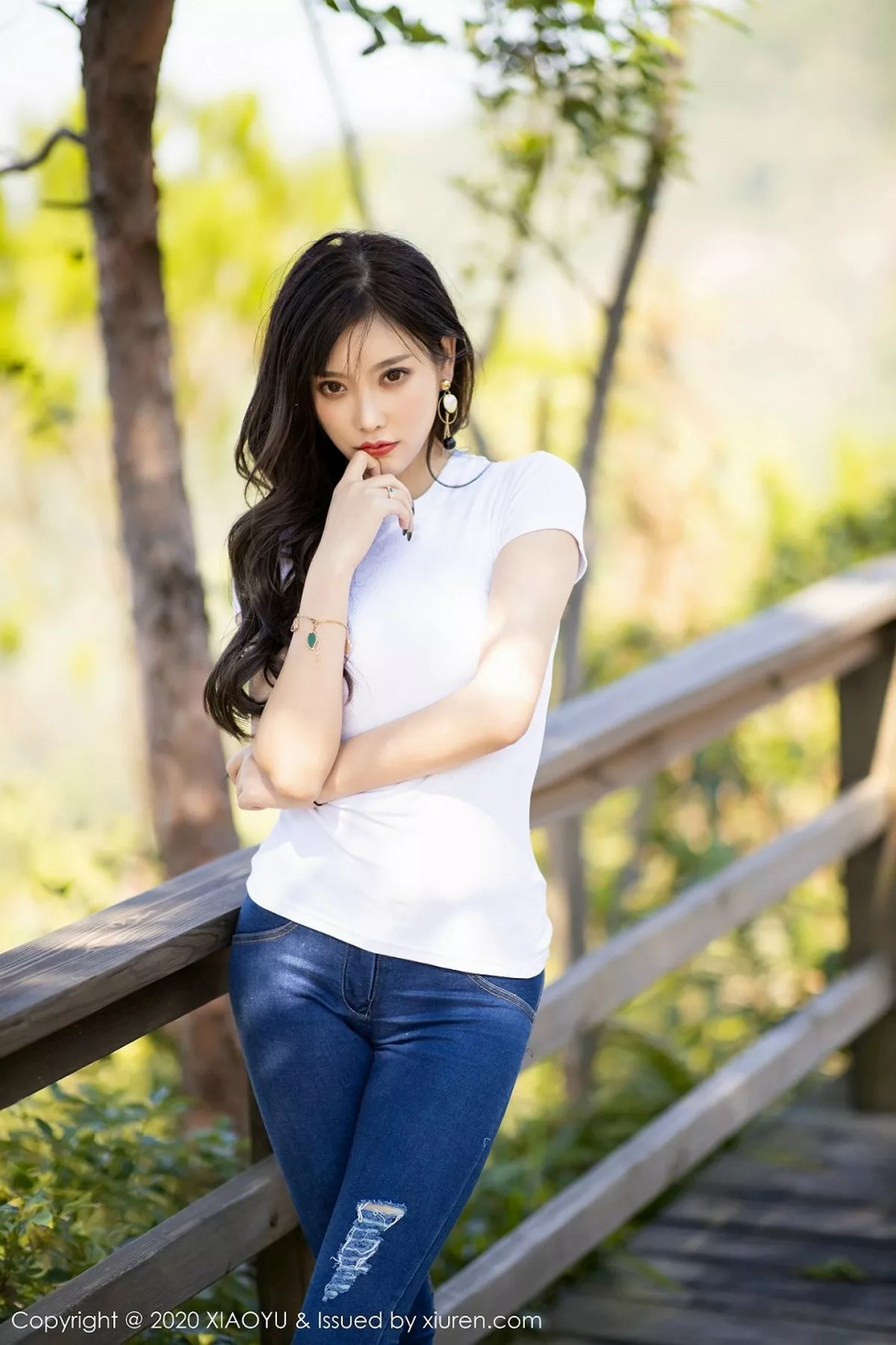 秀人集.com_[XiaoYu画语界]Vol.300_女神杨晨晨sugar私房床上脱牛仔裤露性感内衣完美诱惑写真92P