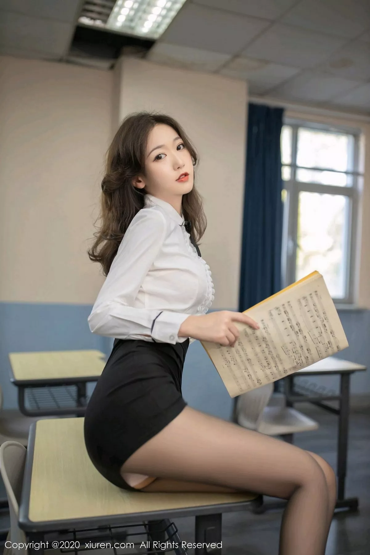 秀人集.com_[XiuRen秀人网]No.2739_嫩模唐安琪唱诗班老师主题开档黑丝裤袜秀蕾丝内裤极致诱惑写真66P