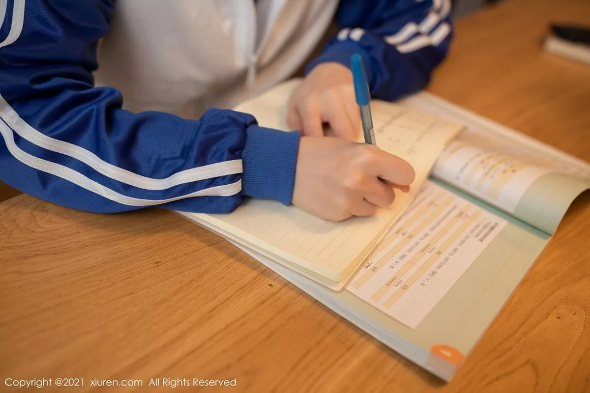 秀人集.com_[XiuRen秀人网]No.2983_嫩模鱼子酱Fish学生与家教故事主题粉色蕾丝内衣完美诱惑写真78P