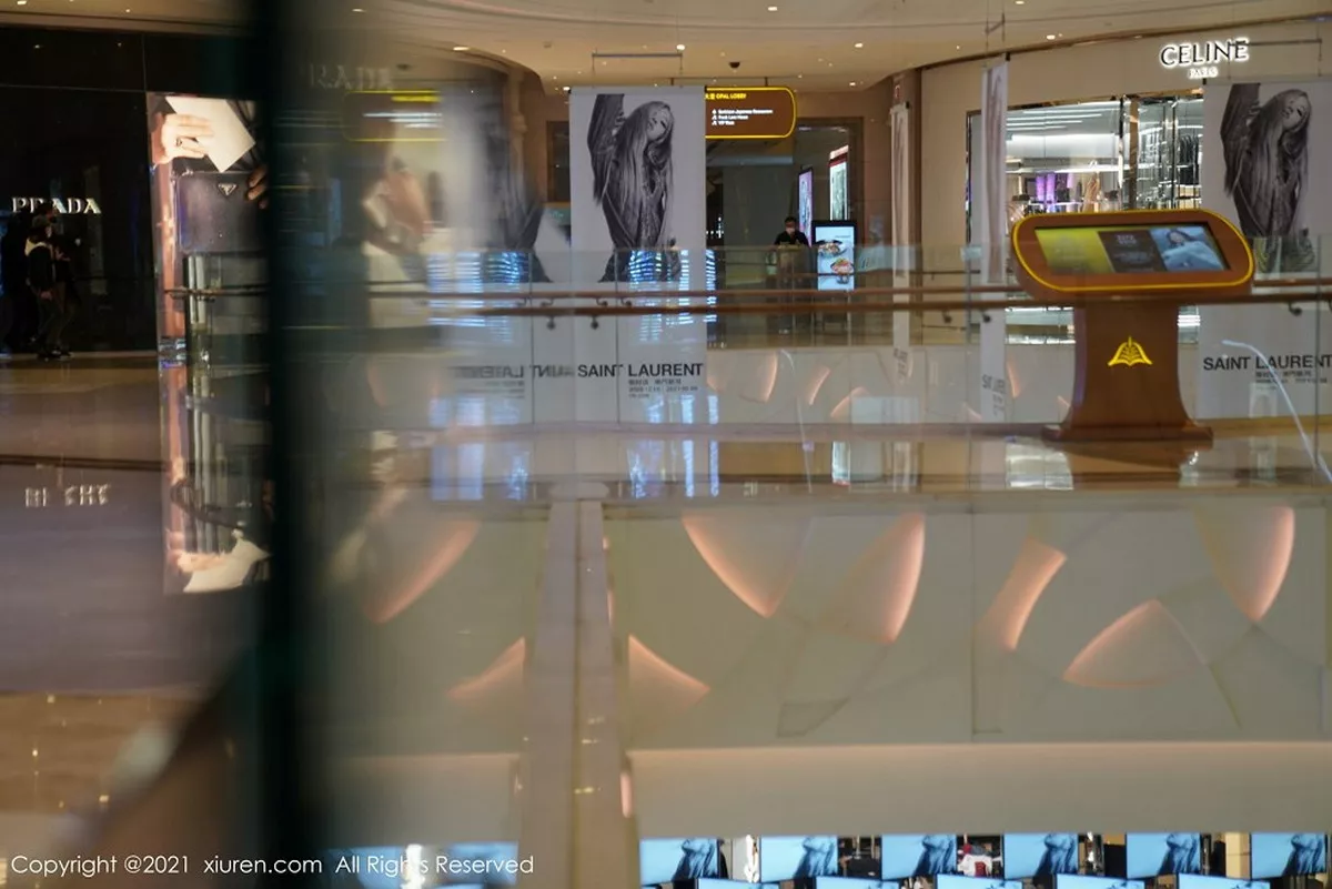 秀人集.com_[XiuRen秀人网]No.3001_嫩模糯美子Mini澳门旅拍紧身内衣秀绝佳身材童颜巨乳诱惑写真60P