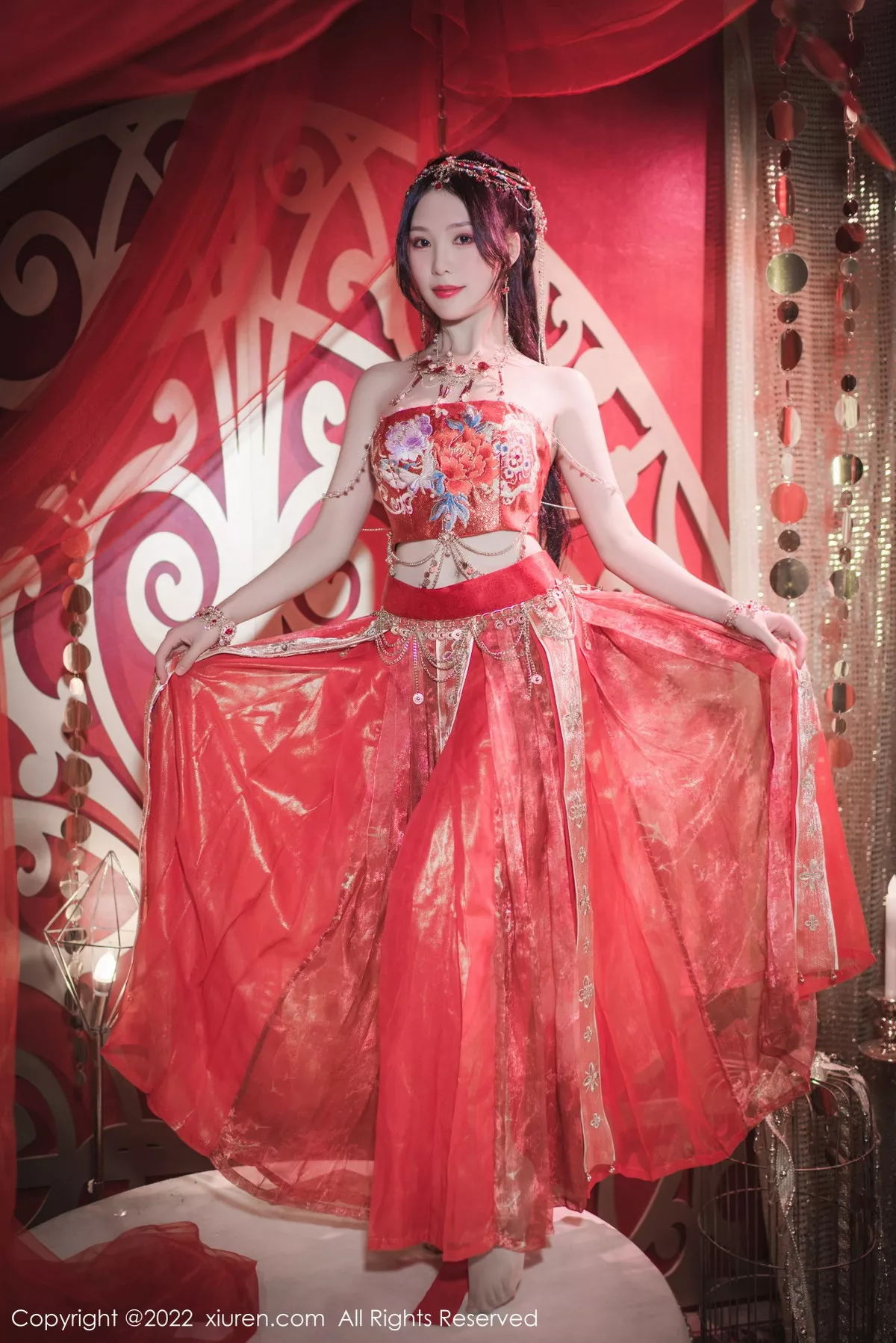 秀人集.com_[XiuRen秀人网]No.5699_模特利世性感西域舞娘扮演红色薄纱连衣裙秀曼妙身姿诱惑写真63P
