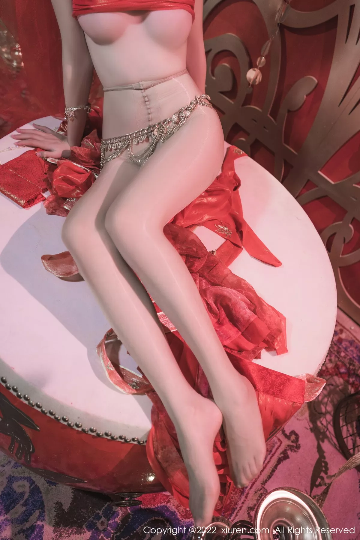 秀人集.com_[XiuRen秀人网]No.5699_模特利世性感西域舞娘扮演红色薄纱连衣裙秀曼妙身姿诱惑写真63P