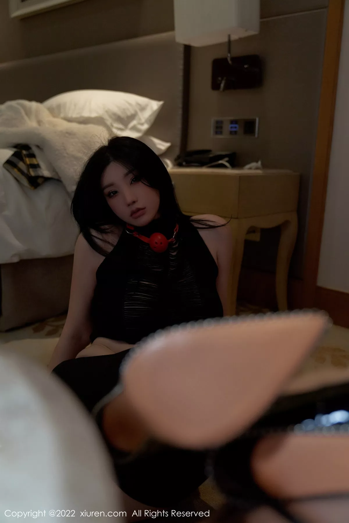 秀人集.com_[XiuRen秀人网]No.6073_女神周于希Sally元旦的夜主题性感黑色服饰秀白嫩翘臀诱惑写真80P