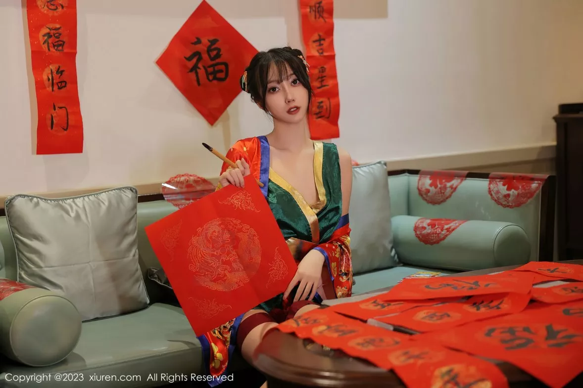 秀人集.com_[XiuRen秀人网]No.6167_模特玥儿玥新春主题私房半脱露曼妙身姿对联遮身撩人诱惑写真57P