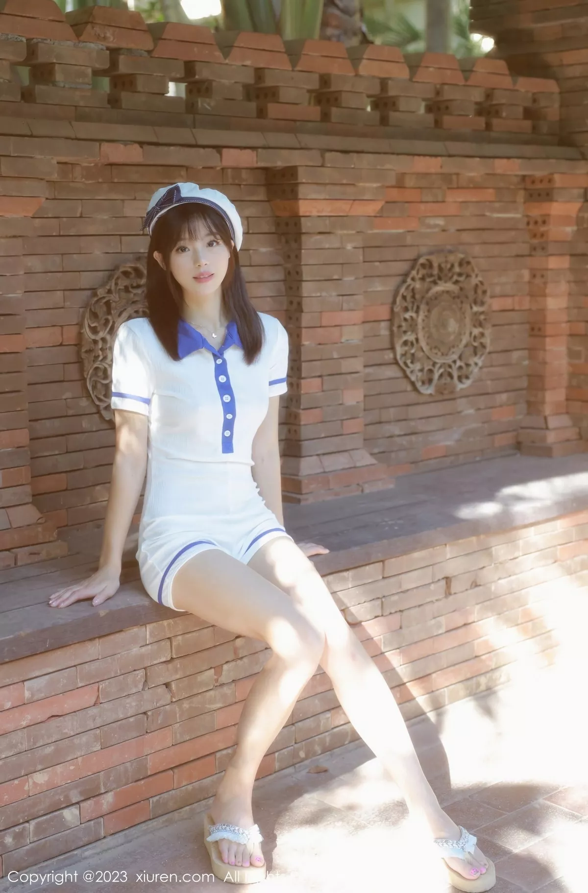 秀人集.com_[XiuRen秀人网]No.6686_模特佘贝拉bella泳池性感白色海军服半脱秀完美身材诱惑写真67P