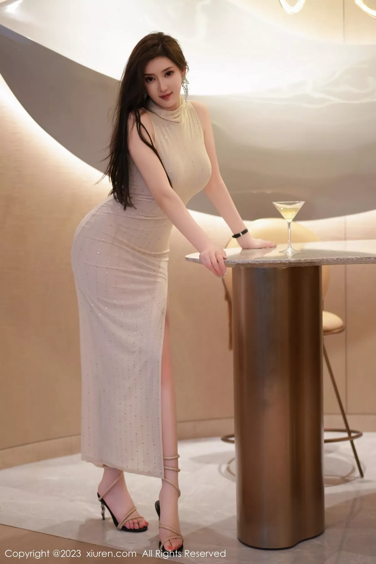 秀人集.com_[XiuRen秀人网]No.7187_女神Carol周妍希性感米色连衣长裙半撩秀丰满身材迷人诱惑写真62P