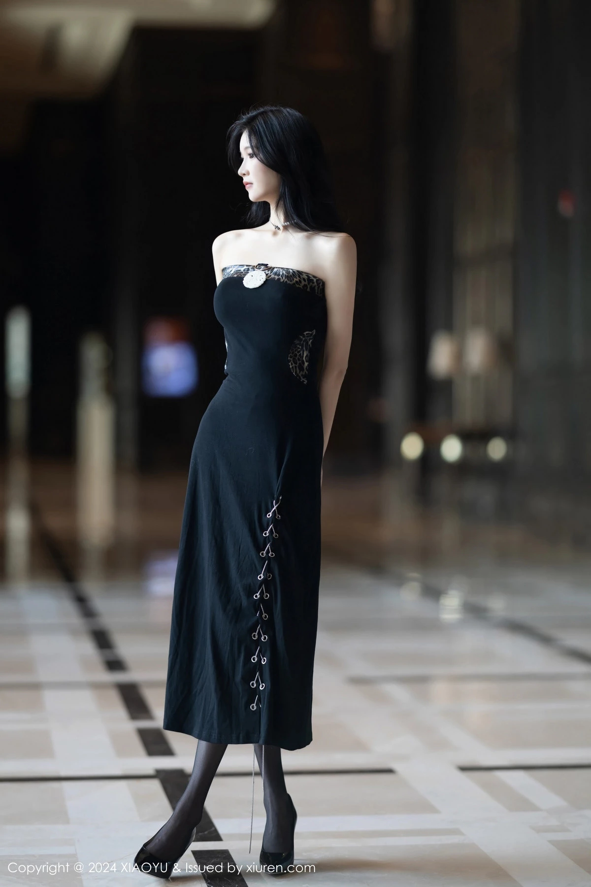 秀人集.com_[XiaoYu画语界]Vol.1201_模特程程程白色吊带长裙+性感黑色服饰秀曼妙身姿迷人诱惑写真81P