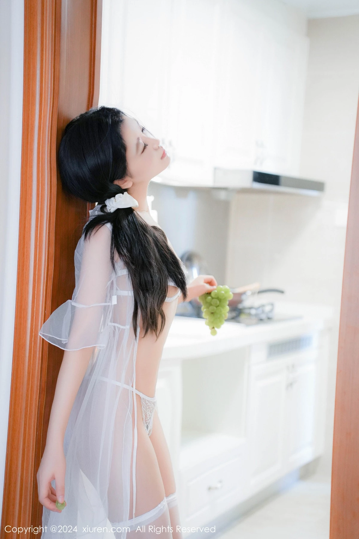 秀人集.com_[XiuRen秀人网]No.9031_新人模特于诺诺ise性感白色网纱轻透服饰配白丝袜秀美腿诱惑写真89P