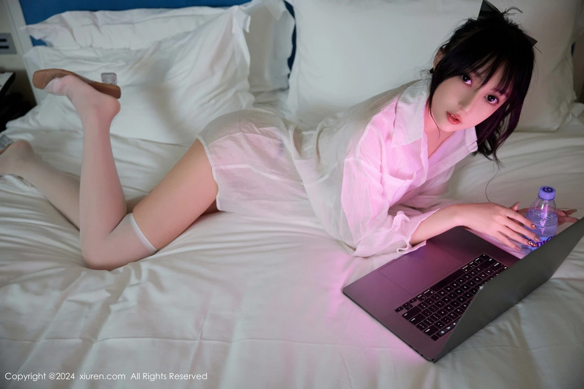 秀人集.com_[XiuRen秀人网]No.9274_模特玥儿玥er浴室性感白色衬衫配白色丝袜秀曼妙身姿诱惑写真75P