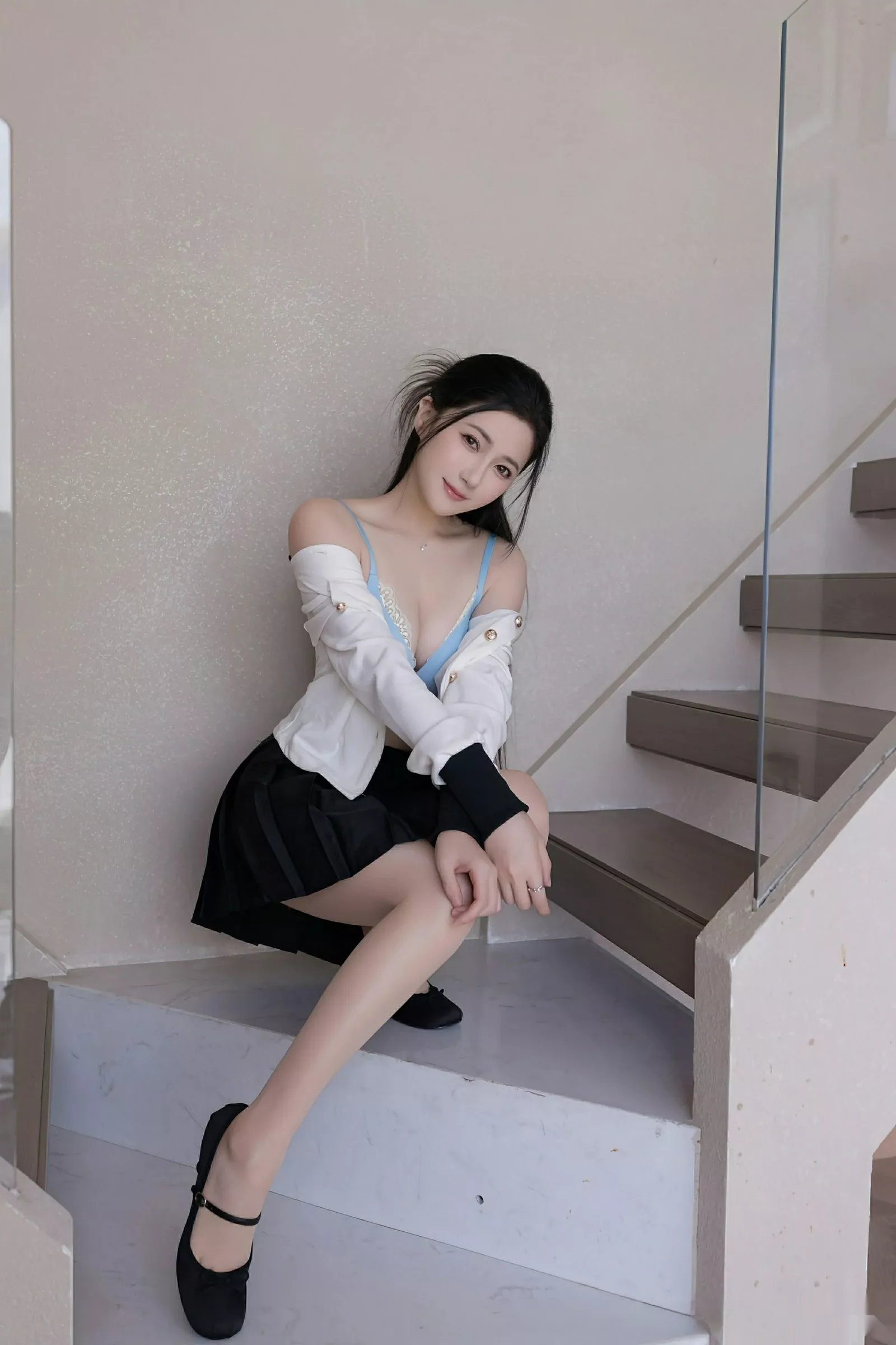 秀人集.com_[XiuRen秀人网]No.10615_模特鱼子酱Fish性感白上衣配黑短裙露超薄肉丝秀曼妙身材诱惑写真74P