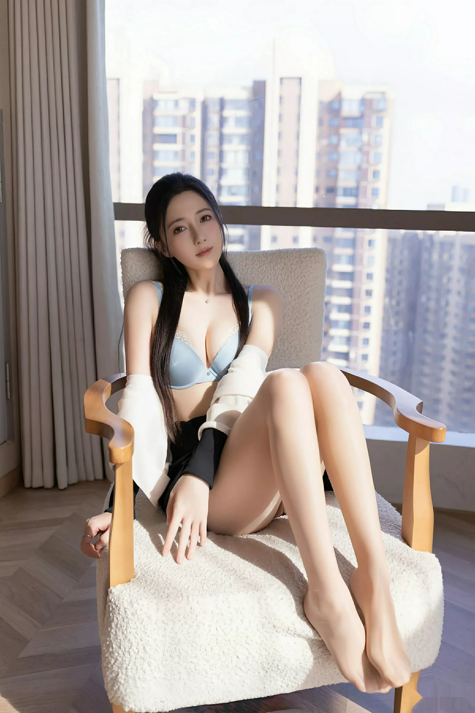 秀人集.com_[XiuRen秀人网]No.10615_模特鱼子酱Fish性感白上衣配黑短裙露超薄肉丝秀曼妙身材诱惑写真74P