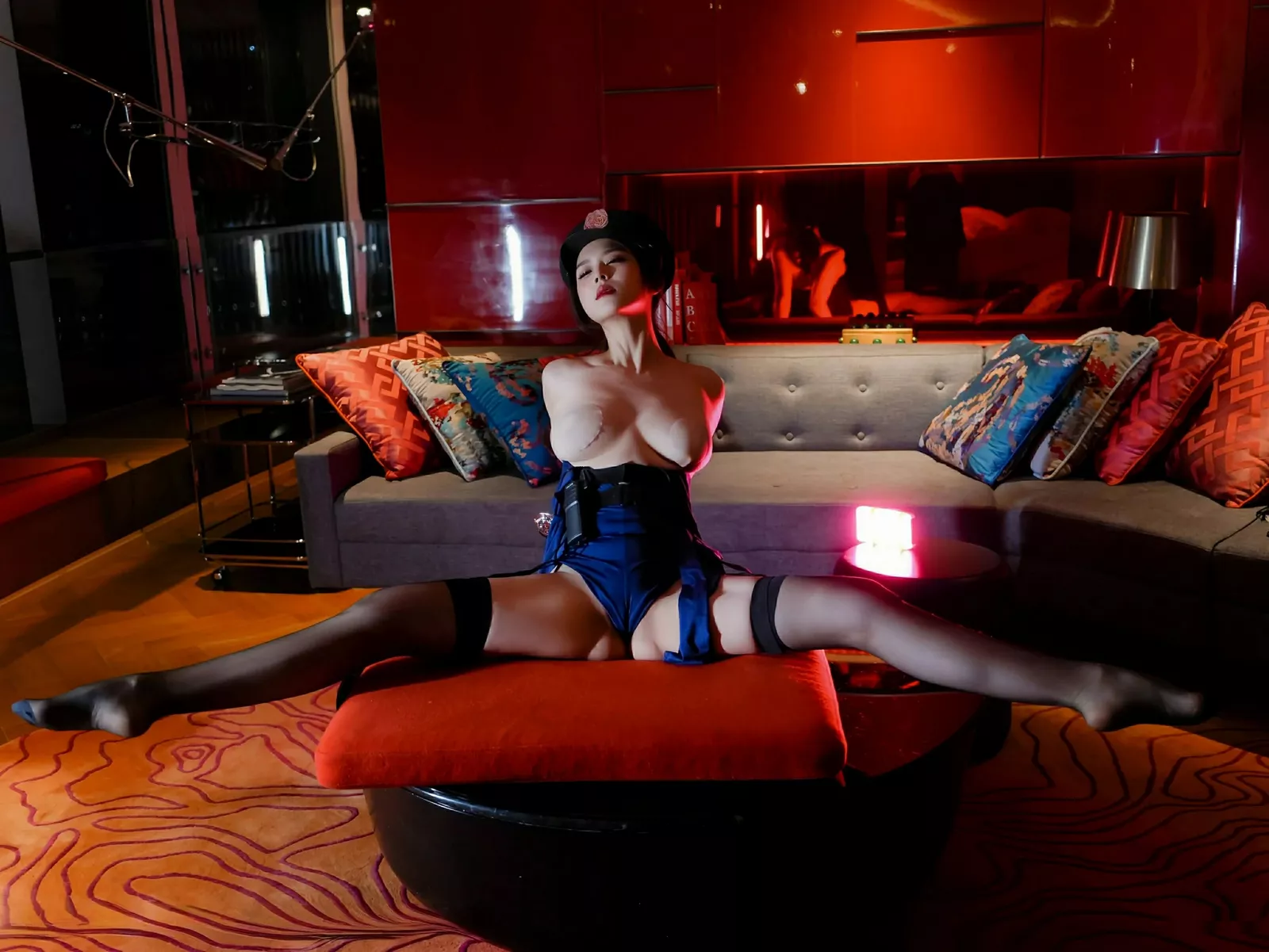 秀人集.com_[XiuRen秀人网]No.10569_模特玫瑰我爱你性感蓝色cos制服配黑丝吊袜秀凹凸身材诱惑写真80P