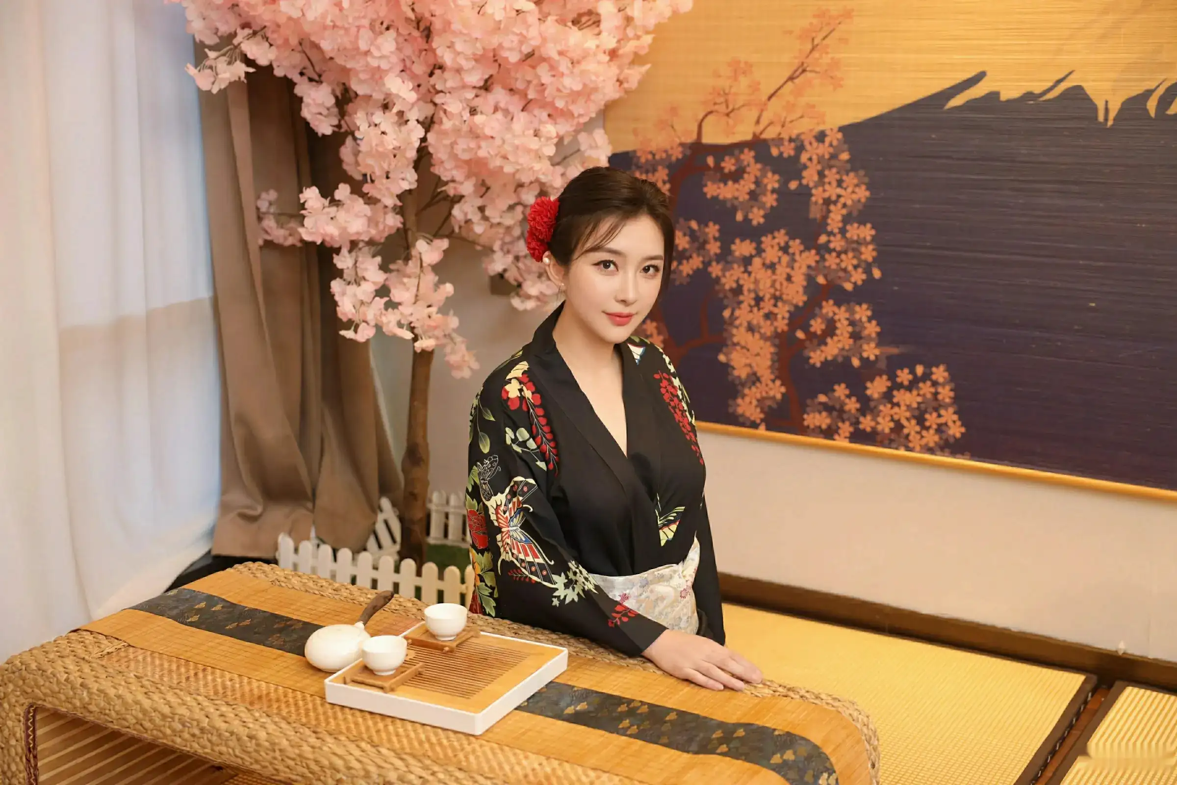 秀人集.com_[XiuRen秀人网]No.10627_模特苏一诺性感日系黑色服饰露红色内衣秀曼妙身材迷人诱惑写真80P