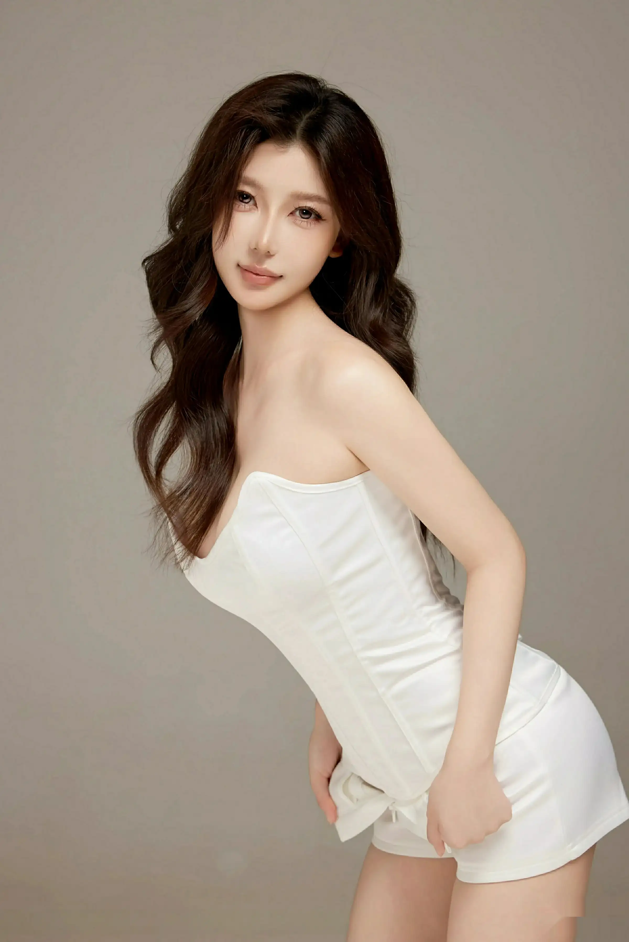 秀人集.com_[XiuRen秀人网]No.10629_模特尹甜甜性感白色短裤露白色蕾丝内衣秀完美身材诱惑写真78P