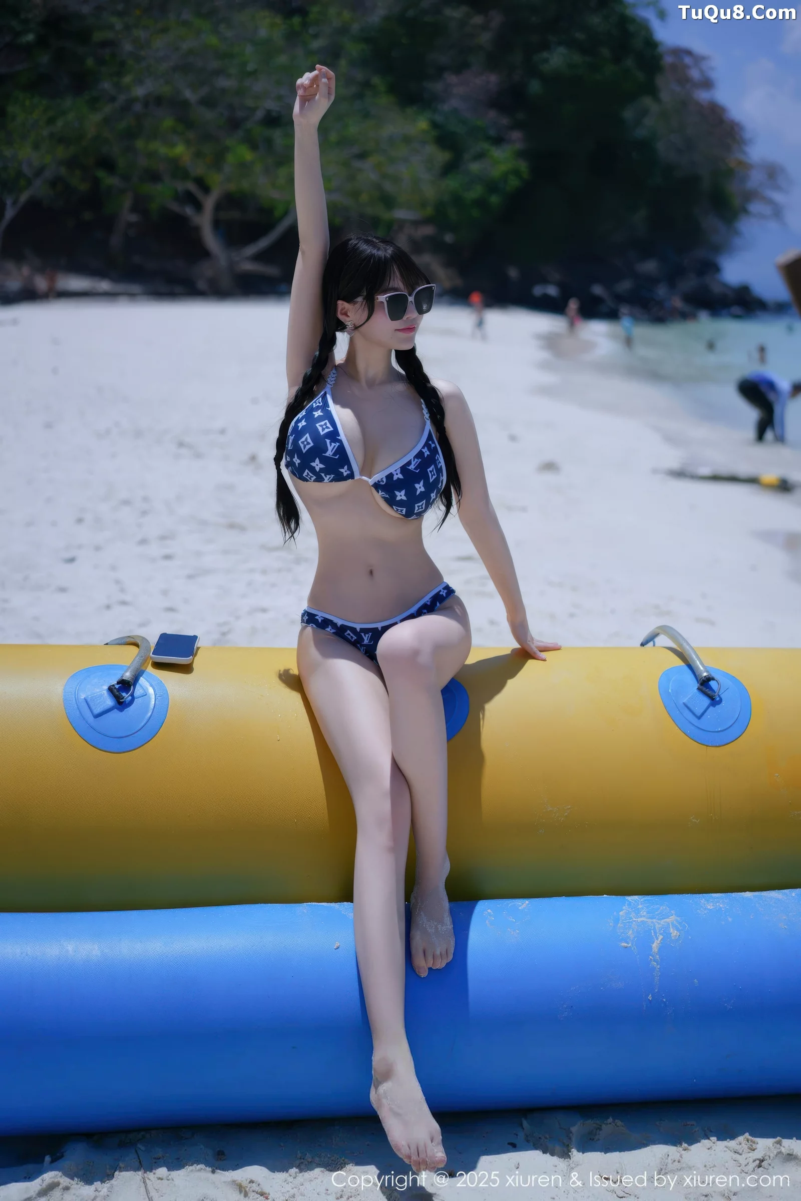 秀人集.com_[XiuRen秀人网]No.10699_模特心上可Flora性感比基尼+黑色情趣薄纱秀丰满身材诱惑写真64P