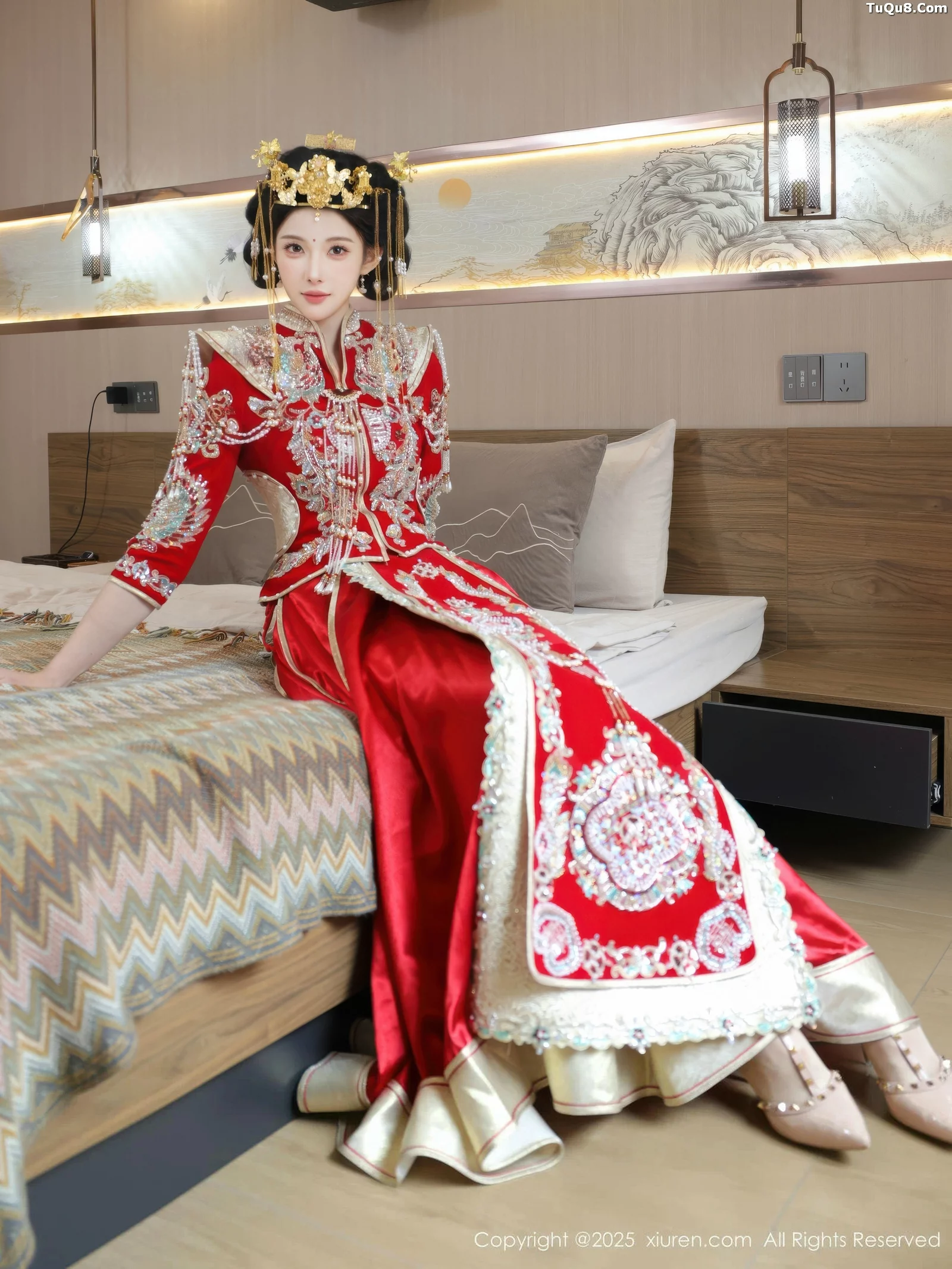 秀人集.com_[XiuRen秀人网]No.10742_模特梨霜儿性感红色新娘服饰配肉色丝袜秀丰腴身材迷人诱惑写真84P