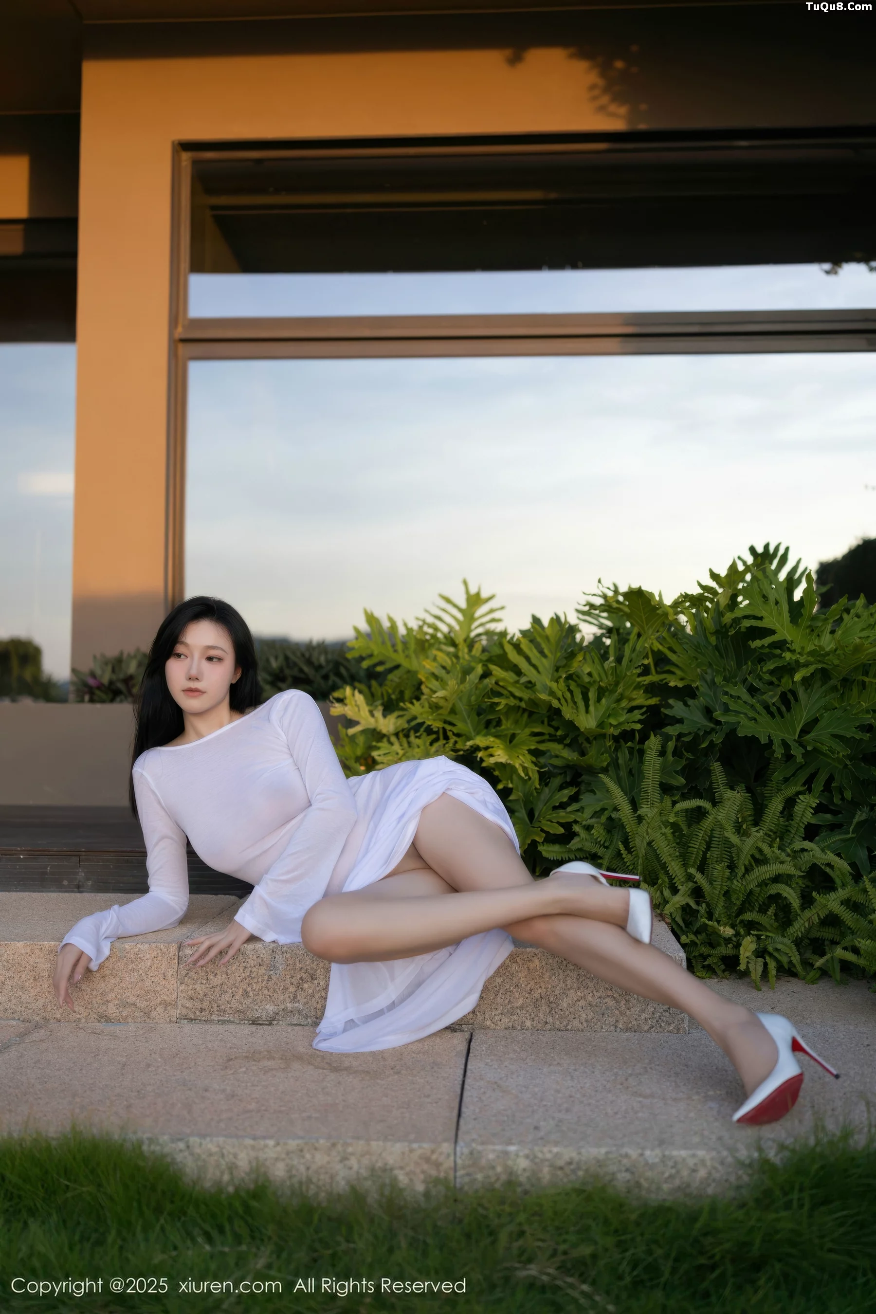 秀人集.com_[XiuRen秀人网]No.10747_模特安然anran性感白色连衣长裙配超薄肉色秀曼妙身姿诱惑写真80P