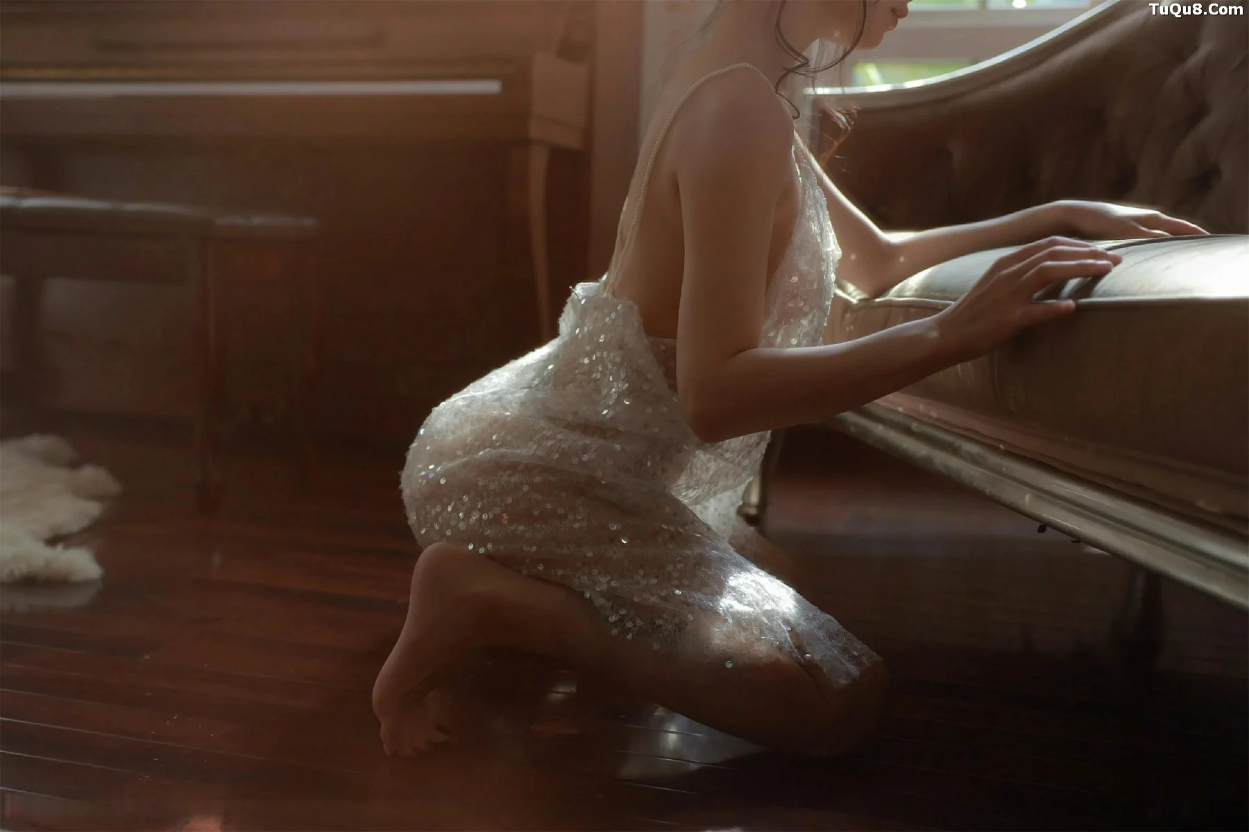 秀人集.com_[XiuRen秀人网]No.10799_模特佘贝拉Bella性感连衣长裙露白色情趣内衣秀完美身材诱惑写真73P