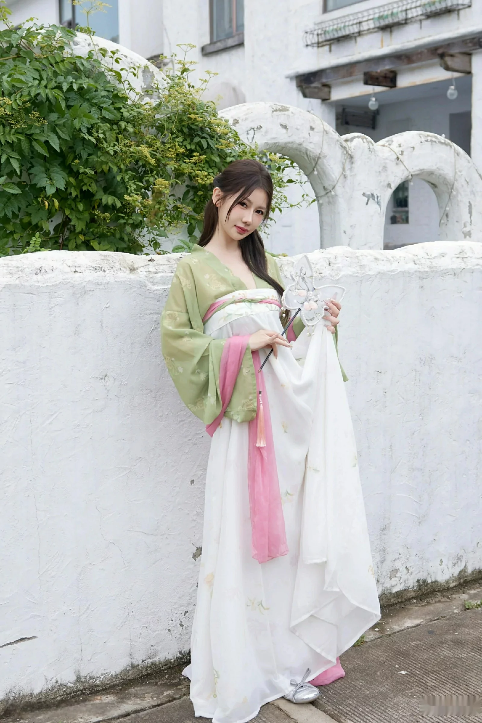 秀人集.com_[XiuRen秀人网]No.10834_模特尹甜甜sunny性感薄纱汉服装扮配超薄肉丝秀完美身材诱惑写真83P