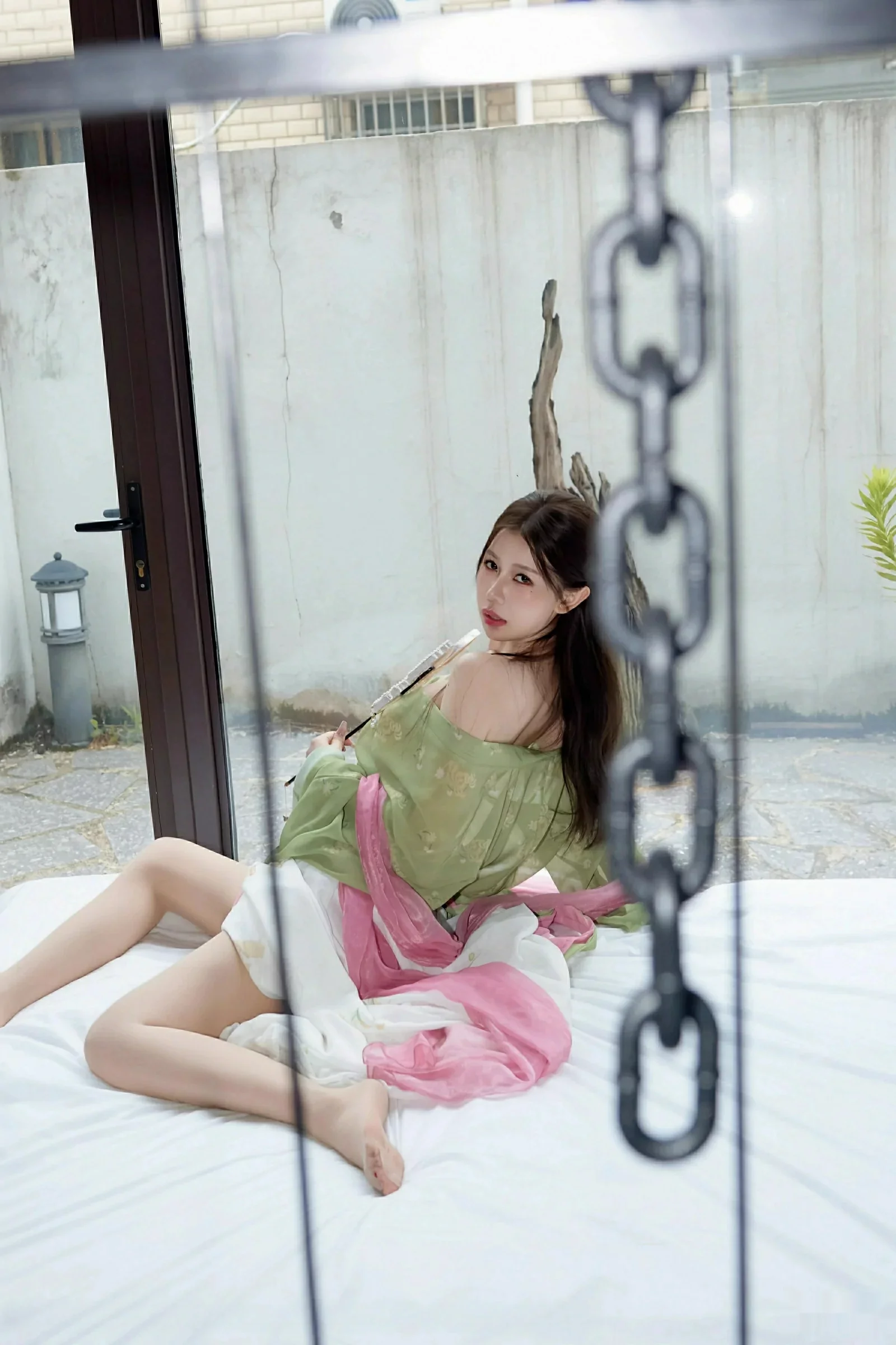 秀人集.com_[XiuRen秀人网]No.10834_模特尹甜甜sunny性感薄纱汉服装扮配超薄肉丝秀完美身材诱惑写真83P