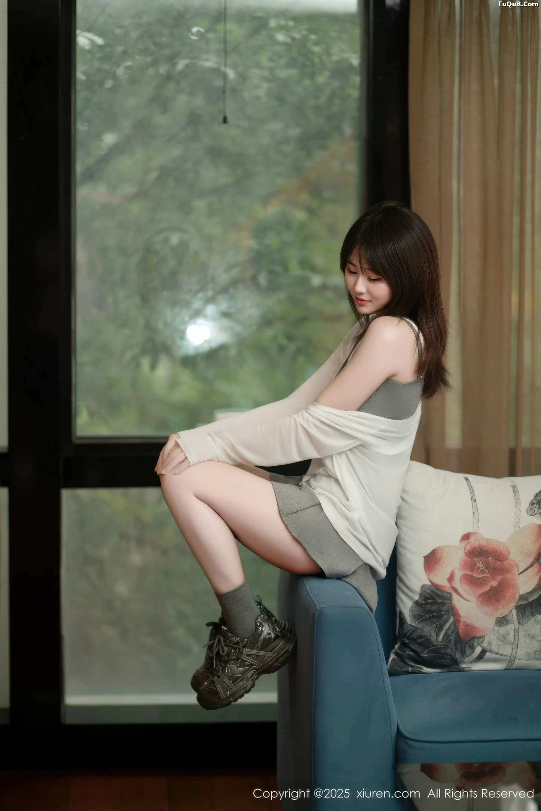 秀人集.com_[XiuRen秀人网]No.10845_模特炎恬kitty性感薄透上衣配浅色JK短裙秀曼妙身姿迷人诱惑写真68P