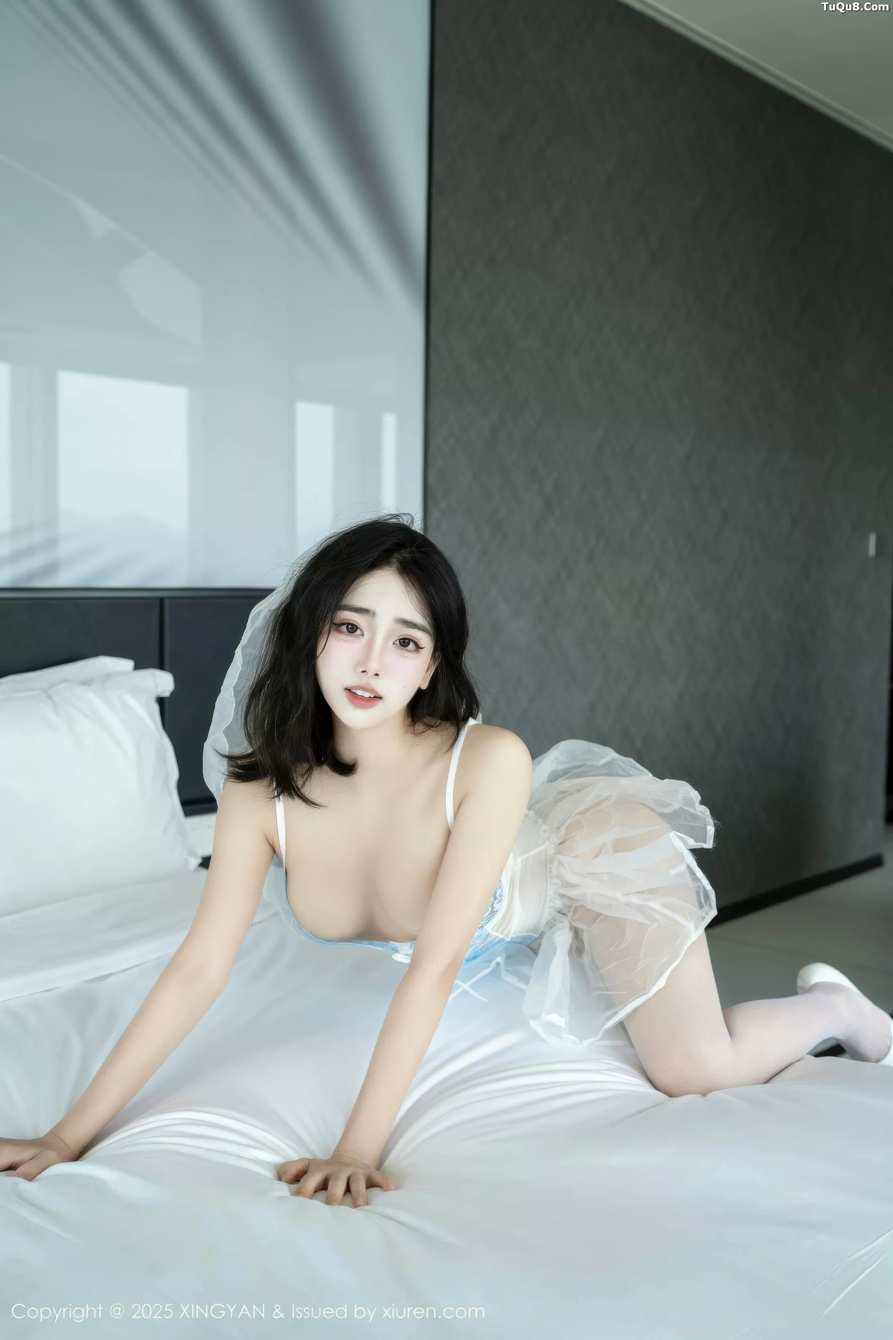 秀人集.com_[XINGYAN星颜社]VOL.410_模特阮福福性感蓝色连衣短裙配白丝吊袜秀完美身材诱惑写真64P