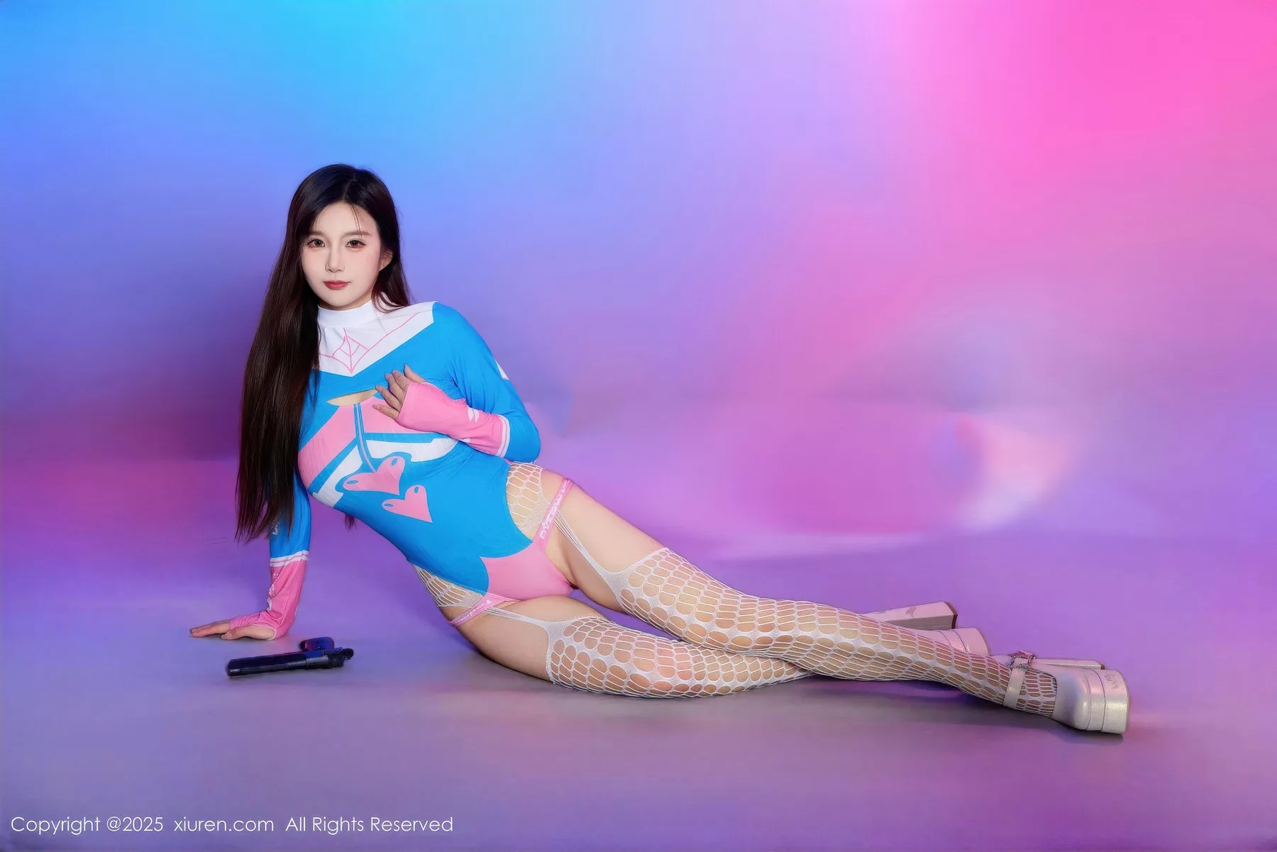 秀人集.com_[XiuRen秀人网]No.10886_模特小肉肉咪性感Cosplay装扮白色连体网袜秀凹凸身材诱惑写真62P