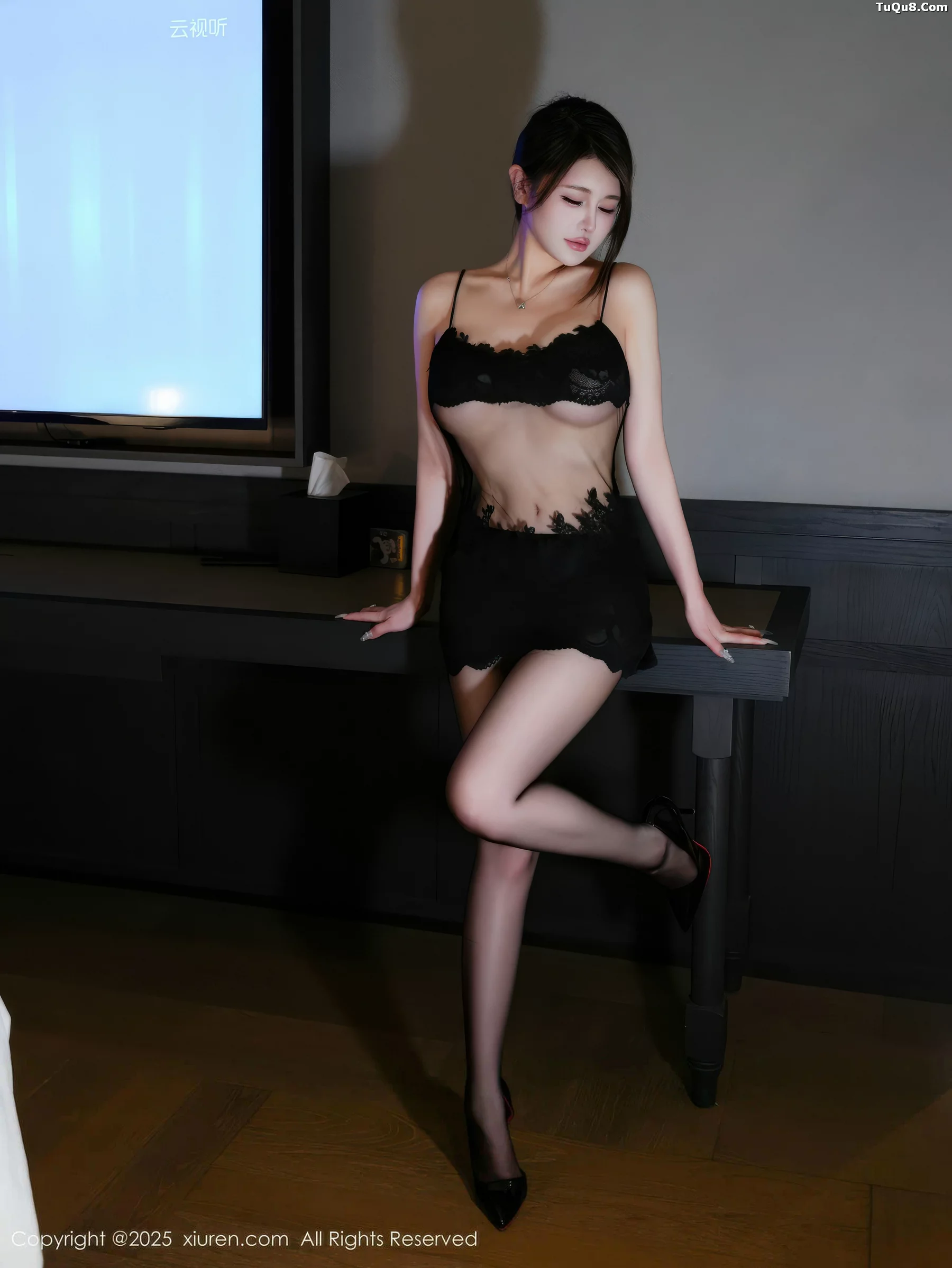 秀人集.com_[XiuRen秀人网]No.10929_模特甜妮性感黑色情趣内衣配超薄黑丝秀丰腴身姿迷人诱惑写真59P