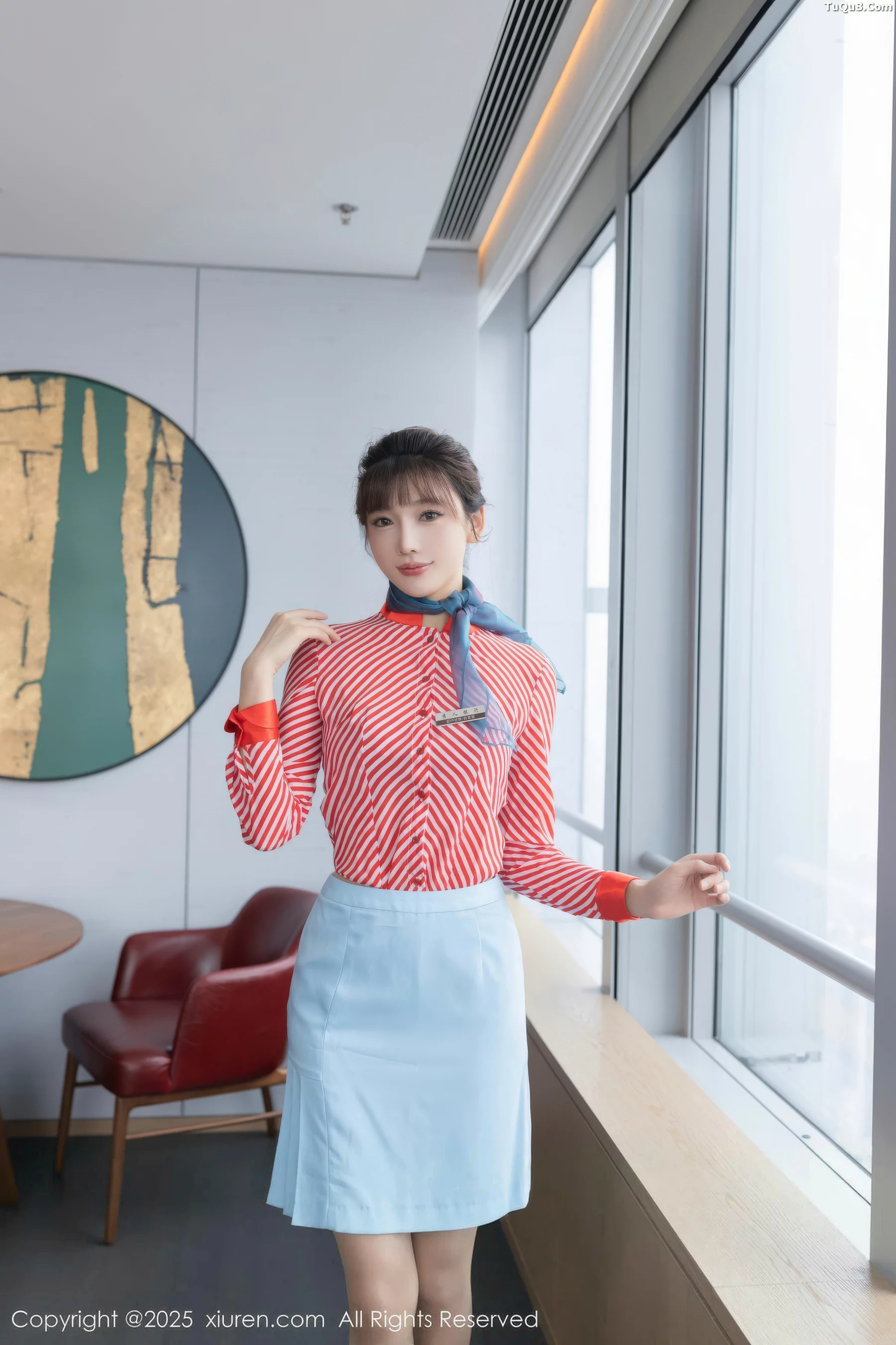 秀人集.com_[XiuRen秀人网]No.10932_模特陆萱萱性感条纹服饰露紫色蕾丝内衣秀柔美身姿迷人诱惑写真80P