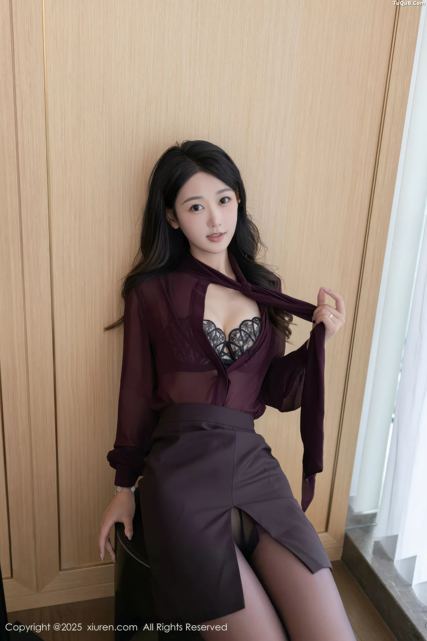 秀人集.com_[XiuRen秀人网]No.10941_模特唐安琪性感OL服饰露黑色内衣配紫色丝袜秀曼妙身姿诱惑写真76P