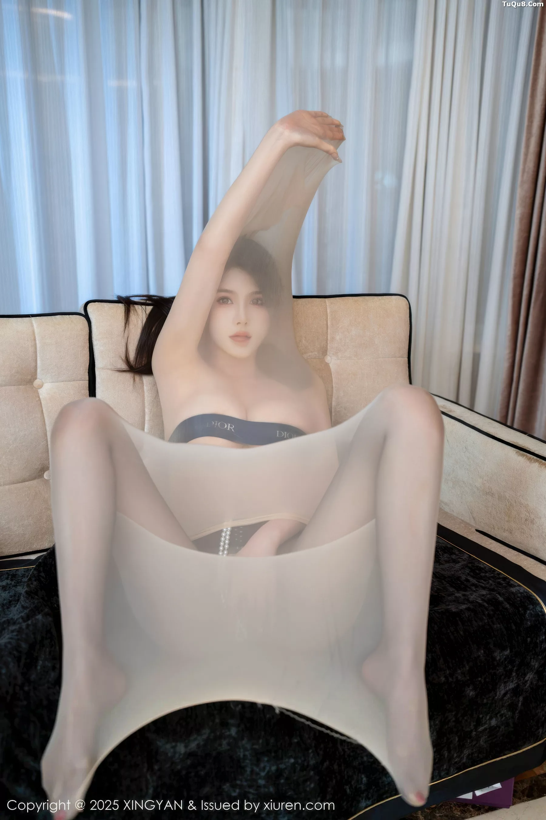 秀人集.com_[XINGYAN星颜社]VOL.423_模特李丽莎性感玫红色瑜伽服饰露超薄黑丝秀曼妙身姿诱惑写真68P