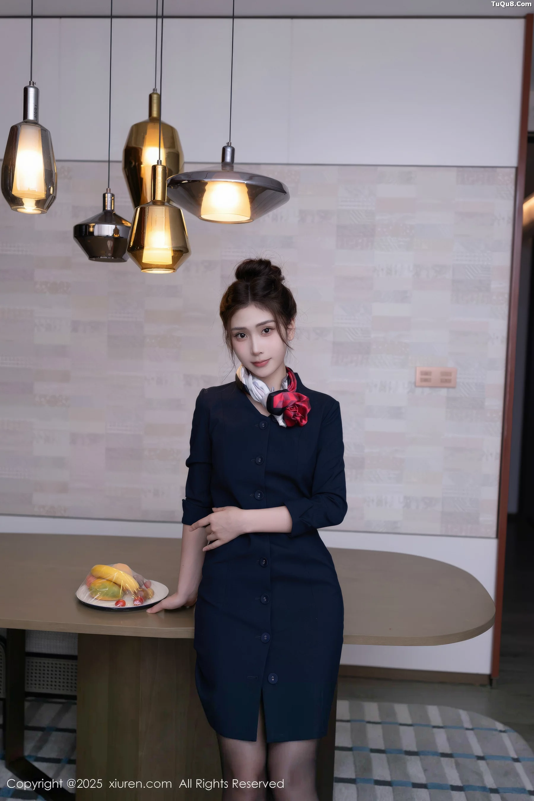 秀人集.com_[XiuRen秀人网]No.10982_模特刘婷婷性感空姐制服露黄色内衣配超薄黑丝秀完美身材诱惑写真74P